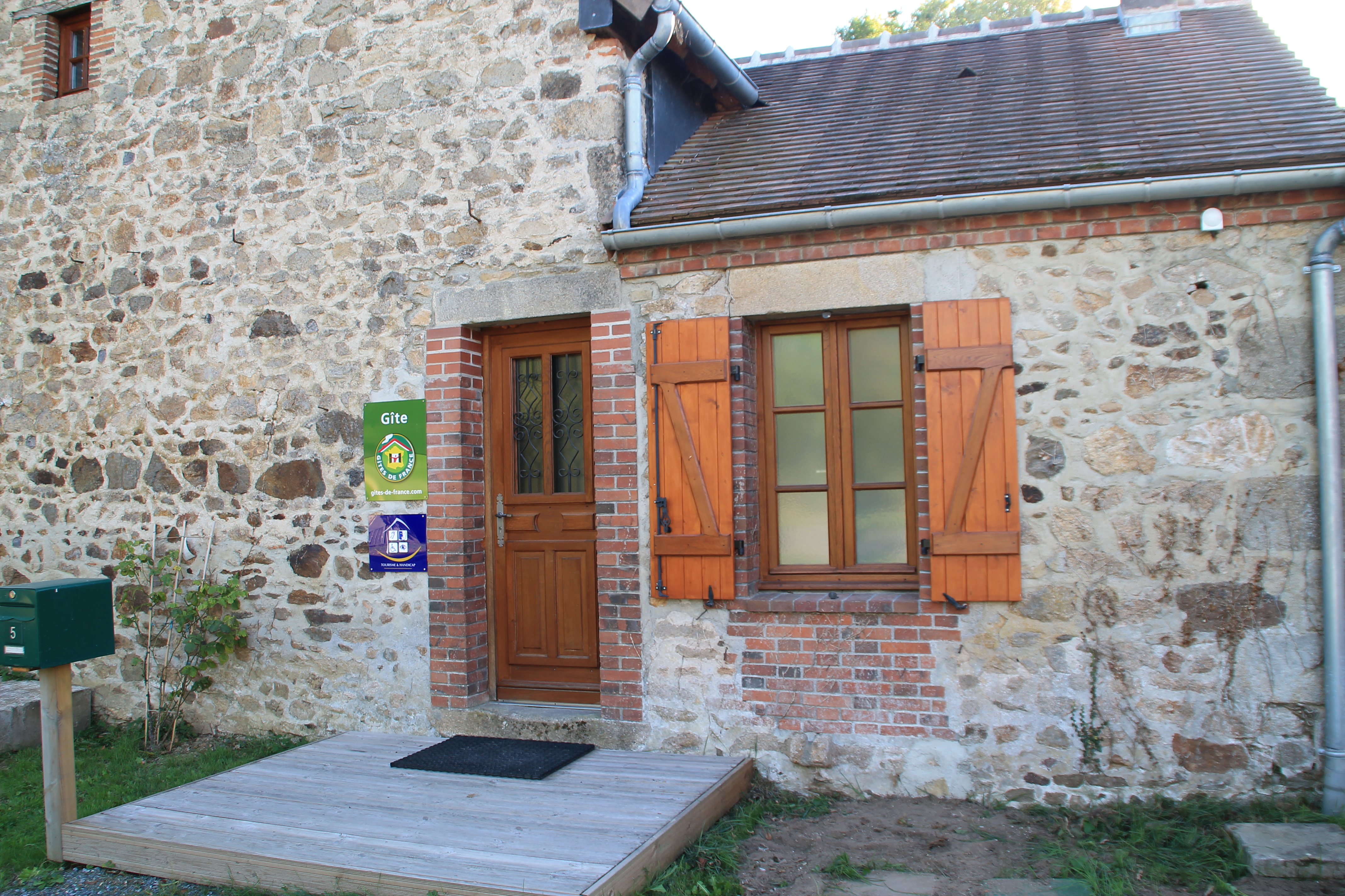 Gîte de 12 personnes en Creuse - Entrée